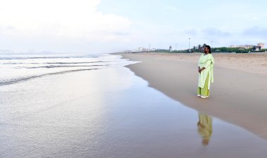 राष्ट्रपति ने जगन्नाथ पुरी के समुद्र तट पर महसूस की गहन शांति