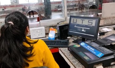 प्रयागराज जंक्शन के टिकट काउंटर पर क्यूआर कोड से भुगतान सुविधा प्रारम्भ