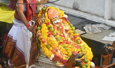 उज्जैन में आज धूमधाम से निकलेगी भगवान महाकाल की सवारी, चार स्वरूपों में देंगे दर्शन