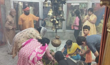 श्रावण मास के चतुर्थ सोमवार पर दो लाख से अधिक कांवड़ियों ने जलाभिषेक किया