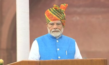 देश को सांप्रदायिक सिविल कोड के स्थान पर धर्मनिरपेक्ष सिविल कोड की ओर जाना होगाः प्रधानमंत्री