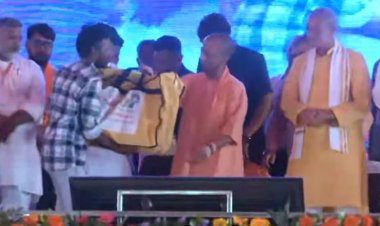 जिन्ना की तरह ही समाज को बांटने का कार्य कर रही है कांग्रेस-सपा : सीएम योगी