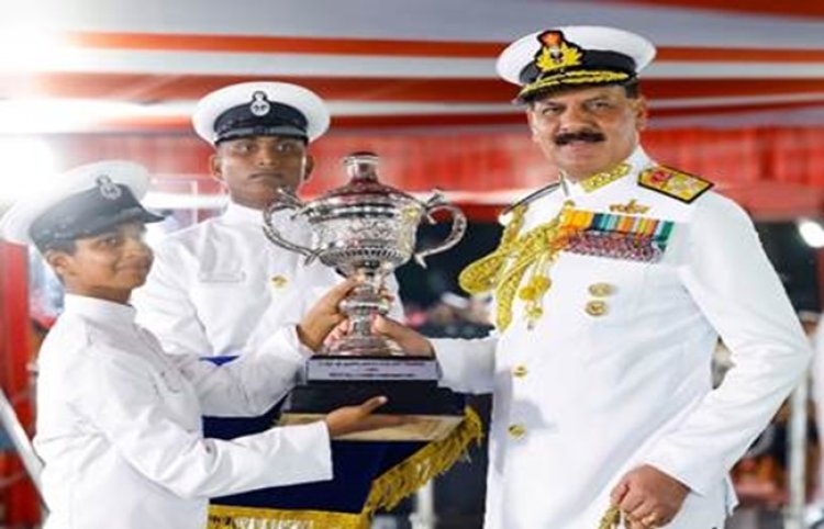 नौसेना को मिला अग्निवीरों का चौथा बैच, कुशल समुद्री योद्धा बनने का आग्रह