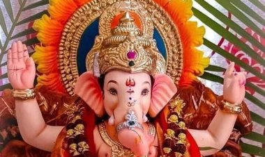 'दिल्ली के महाराजा' के पंडाल में विराजमान हुए गणपति, दिखेगी बदलते भारत की तस्वीर 'वंदे भारत ट्रेन'