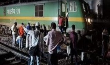 बिहार में मुजफ्फरपुर-पुणे स्पेशल ट्रेन का इंजन पटरी से उतरा, ट्रेनों का परिचालन रहा बाधित