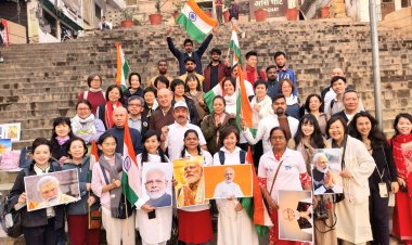 विधानसभा उपचुनाव में भाजपा की प्रचंड जीत पर नमामि गंगे ने किया मां गंगा की आरती