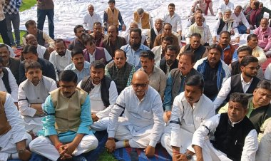 भाजपा सरकार ने पूरे समाज में एक गहरी दरार डालने का काम किया है : अजय राय