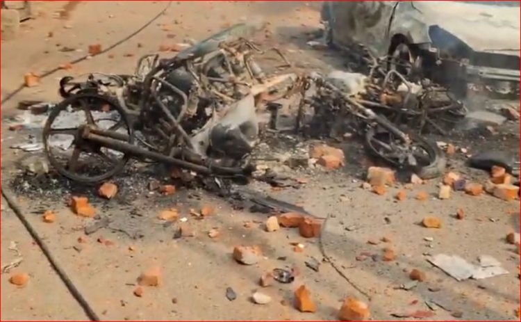 संभल जामा मस्जिद विवाद में आगजनी व फायरिंग में तीन की मौत, सीओ सहित कई पुलिसकर्मी घायल