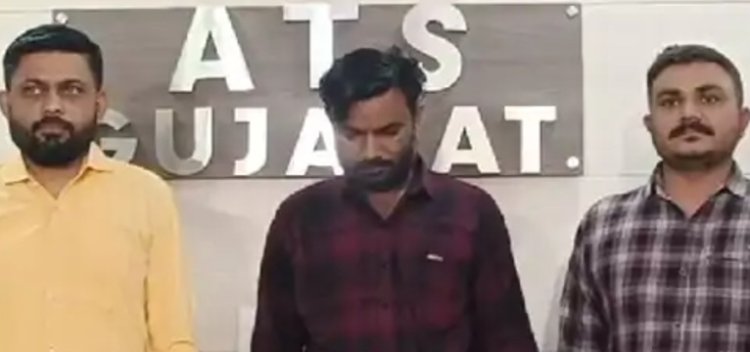देवभूमि द्वारका से पकड़ा गया पाकिस्तान को जानकारी भेजने वाला आरोपित