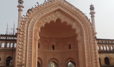 विश्व पर्यटन स्थलों की सूची में दिखेगा लखनऊ का रूमी दरवाजा