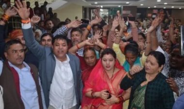 सीवर समस्या से परेशान लोगों ने केडीए में काटा बवाल, उपाध्यक्ष ने समाधान का दिया आश्वासन