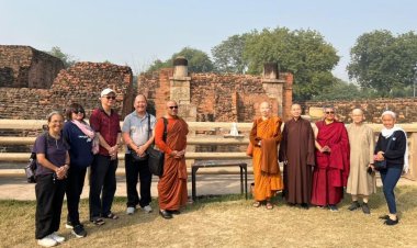 मलेशिया से आए बौद्ध भिक्षुओं के दल ने प्रदेश के विभिन्न बौद्ध तीर्थ स्थलों का किया भ्रमण