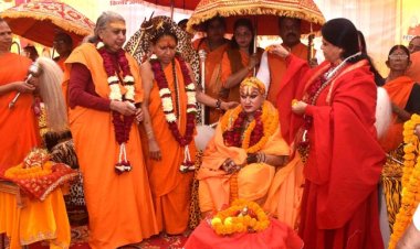 किन्नर महामंडलेश्वर हिमांगी सखी को मिली जगद्गुरु की उपाधि