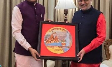 महाकुम्भ का आमंत्रण लेकर महाराष्ट्र पहुंचें उप मुख्यमंत्री ब्रजेश पाठक