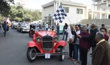 हेरिटेज रन को प्रमुख सचिव मुकेश मेश्राम ने दिखायी हरी झंडी 