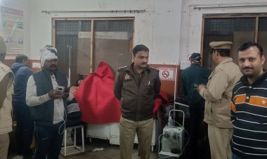 लखनऊ एक्सप्रेस-वे पर हादसा, बिहार के तीन पुलिसकर्मियों सहित सात घायल 