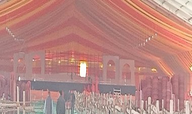 संगम नोज के पास प्रधानमंत्री जनसभा स्थल का पंडाल सजाने की तैयारी तेज