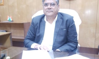 महाकुम्भ में श्रद्धालुओं को ध्यान में रखकर लाेनिवि बना रहा बेहतरीन सड़कें : प्रमुख अभियंता 