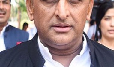 अखिलेश यादव ने पार्टी पदाधिकारियों के रिश्तेदारों के निधन पर व्यक्त की शोक संवेदना 