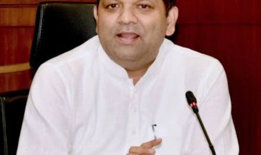 योगी के मंत्री आशीष पटेल ने इस्तीफे की कर दी पेशकश, भ्रष्टाचार के लगे आरोप