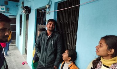 वाराणसी :नक्खीघाट के एक मकान में लगी आग, वृद्ध की मौत