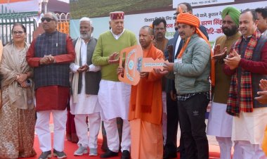 किसानों के लिए काम कर रही डबल इंजन की सरकार : योगी आदित्यनाथ