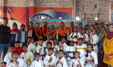 कराटे की बेल्ट ग्रेडिंग परीक्षा में बच्चों ने उत्साह से भागीदारी की,उतीर्ण को मिला प्रमाणपत्र