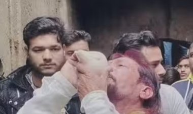 संभल के चंदौसी की प्राचीन बावड़ी में खोदाई के दौरान एक शख्स ने बजाया शंख , मुस्लिम समाज ने जतायी आपत्ति