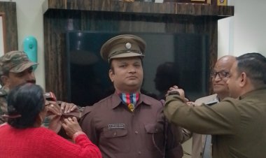 महायोगी गोरखनाथ विश्वविद्यालय गोरखपुर के एन सी सी अधिकारी डॉ. संदीप श्रीवास्तव हुए लेफ्टीनेंट