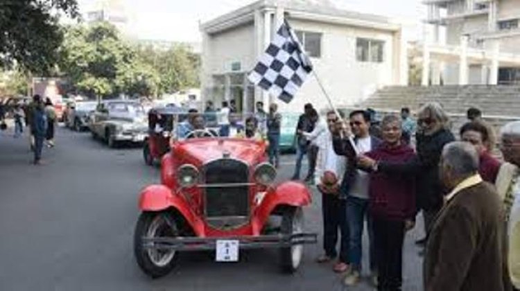 हेरिटेज रन को प्रमुख सचिव मुकेश मेश्राम ने दिखायी हरी झंडी