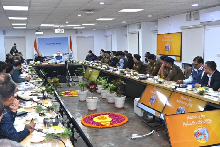 भारतीय रेल ने महाकुम्भ तैयारियों के लिए 2 वर्षों में 5000 करोड़ रुपये से अधिक खर्च किए : अश्विनी वैष्णव