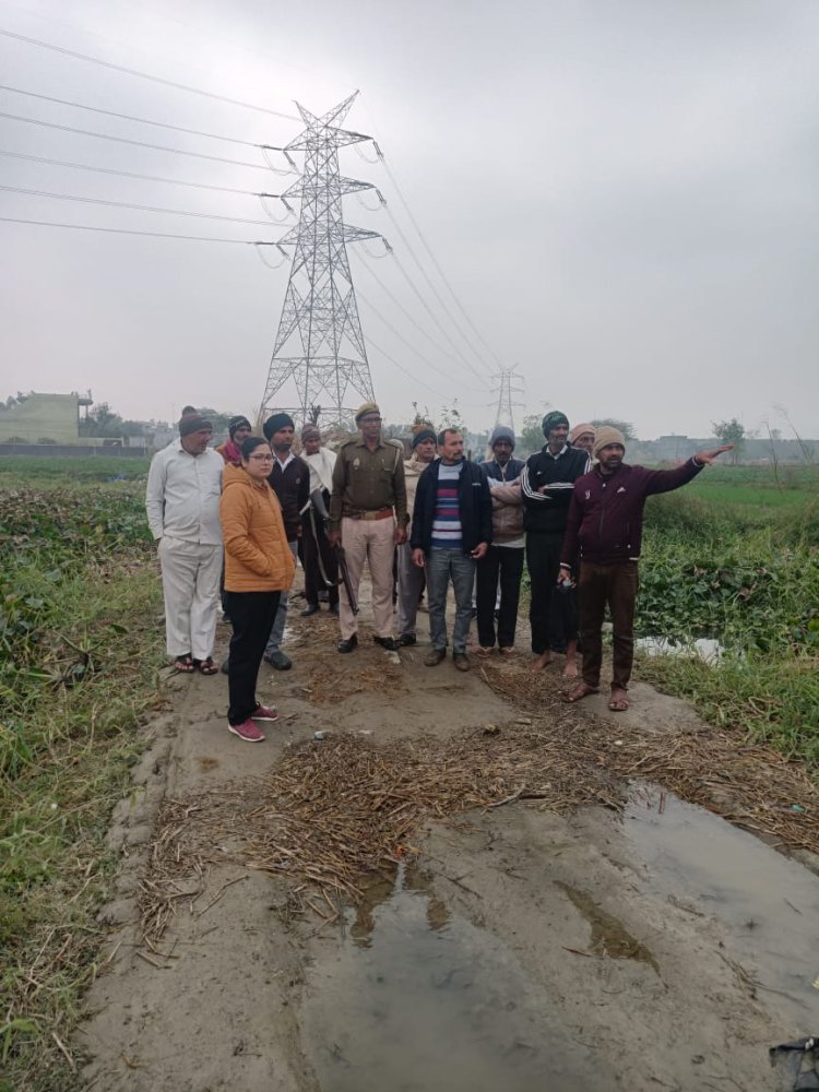 हिंडन नदी का जल स्तर बढ़ने से हजारों बीघा फसल जलमग्न
