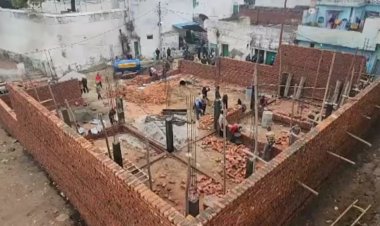 संभल में विवादित जामा मस्जिद के पास तेजी से हो रहा पुलिस चौकी का निर्माण कार्य