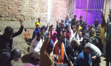 प्रयागराज: गौ मांस की सूचना से विहिप कार्यकर्ताओं ने जताया विरोध, सौंपा ज्ञापन