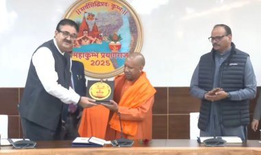 मुख्यमंत्री योगी ने किया आकाशवाणी के एफ.एम. रेडियो चैनल का शुभारम्भ