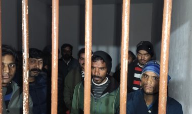 गाजियाबाद:सड़क किनारे खुले में शराब पीना पड़ा भारी,पौने दो सौ ने हवालात में काटी  रात