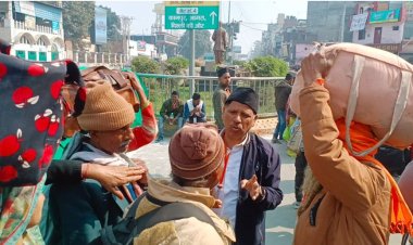 महाकुम्भ में दुर्घटना के बाद सेवा में जुटे संघ के  स्वयंसेवक