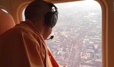 हवाई सर्वेक्षण में मुख्यमंत्री योगी ने अयोध्या में देखा श्रद्धालुओं का सैलाब