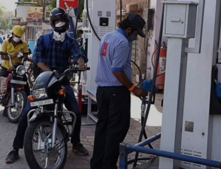 सोनभद्र: हैलमेट नहीं तो पेट्रोल नहीं का आदेश जारी