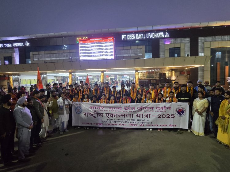 विद्यार्थी परिषद ने पूर्वोत्तर के 25 प्रतिनिधि विद्यार्थियों का रेलवे स्टेशन पर किया स्वागत