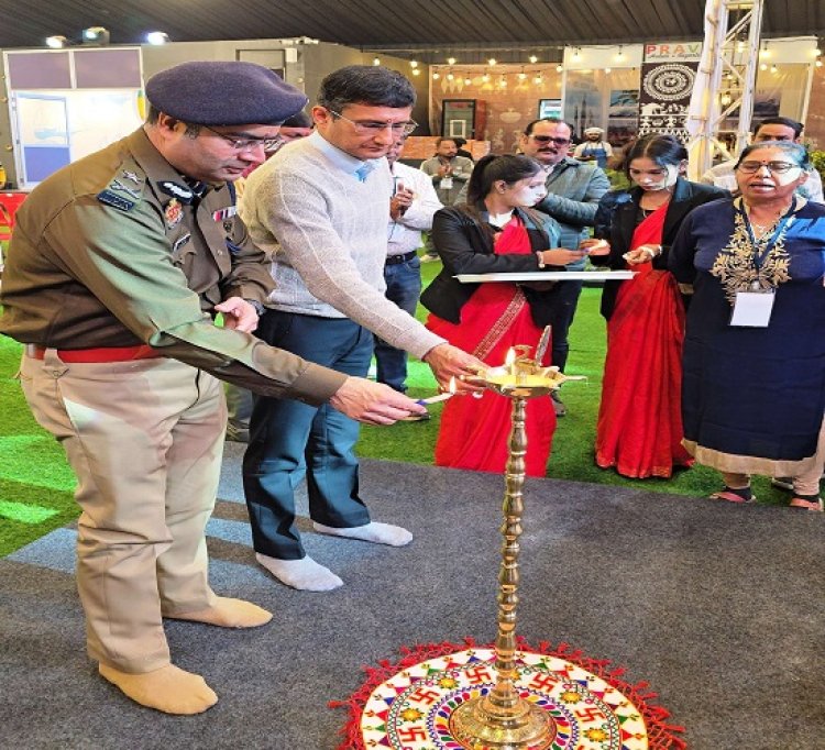 महाकुम्भ क्षेत्र में दादरा नगर हवेली, दमन एवं दीव और लक्षद्वीप की प्रदर्शनी का हुआ शुभारम्भ