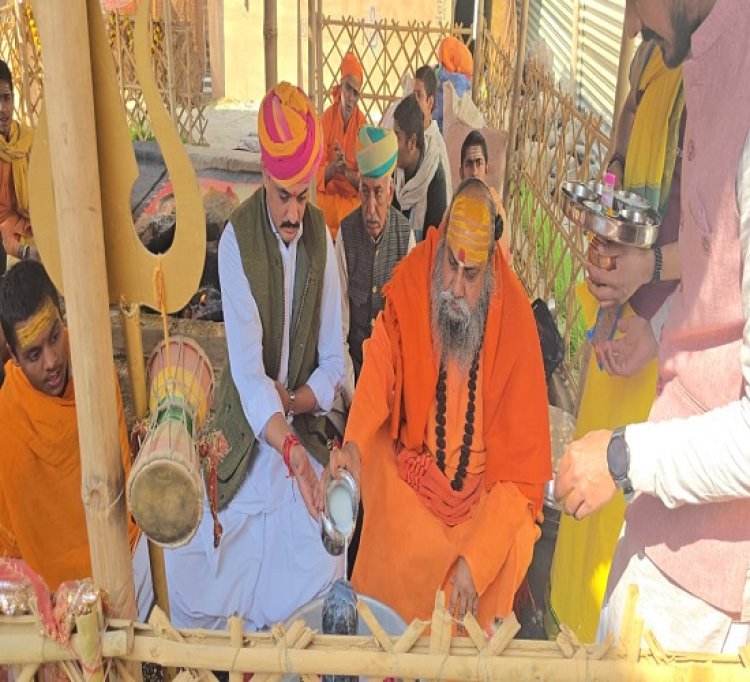 प्रयागराज महाकुम्भ में विश्व कल्याण की कामना से शुरू हुआ शत चंडी व रूद्र चंडी महायज्ञ