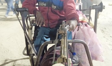 महाकुम्भ : मुझे कौन घुमाने ले जाता, ट्राईसाइकिल से 45 दिन में कुम्भ पहुंचा दिव्यांग राजकुमार