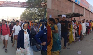 महाकुम्भ : बसंत पंचमी के बाद गुलजार हुआ मेला क्षेत्र, बड़े हनुमान जी के दर्शन के लिये लगी लंबी कतारें