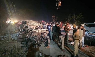 प्रयागराज सड़क हादसे में हुई जनहानि में मुख्यमंत्री योगी ने जताया शोक