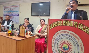 भारत के नव निर्माण में वैज्ञानिक सोच आवश्यक : डॉ अभिमन्यु कुमार झा