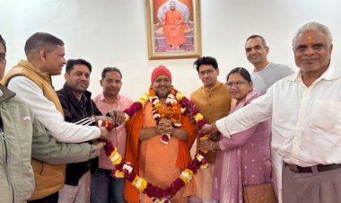 महामंडलेश्वर स्वामी रामेश्वरानंद सरस्वती ने किया गंगा पूजन