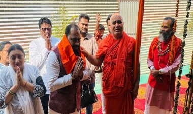 महाकुम्भ पहुंचे महाराष्ट्र के विधायक किशोर जोरगेवाड,शंकराचार्य से लिया आशीर्वाद