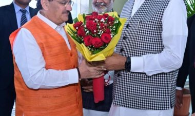 महाकुम्भ : संगम में आस्था की डुबकी लगाने जेपी नड्डा पहुंचे प्रयागराज