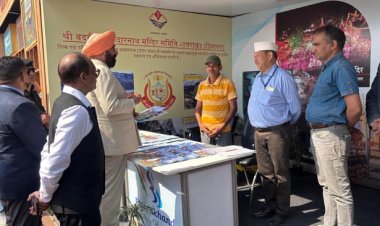 उत्तराखंड के राज्यपाल ने महाकुम्भ में मंडपम व स्टालों का किया निरीक्षण